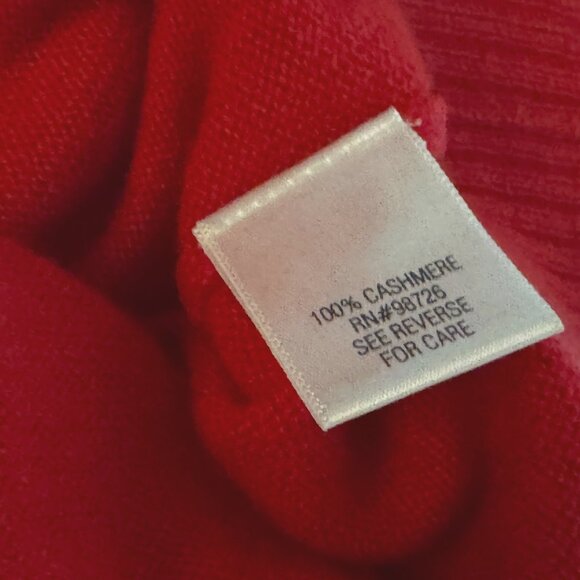 100% Cashmere Button-Down Cardigan Sweater, Red, Juniors XL, Circa 1990s - Picture 14 of 15